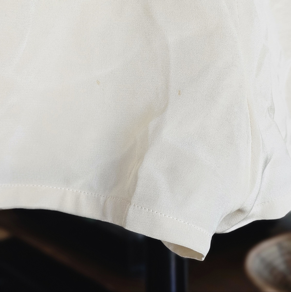 Reformation VTG Ivory Silk High-Waist Trouser Shorts - Picture 7 of 9